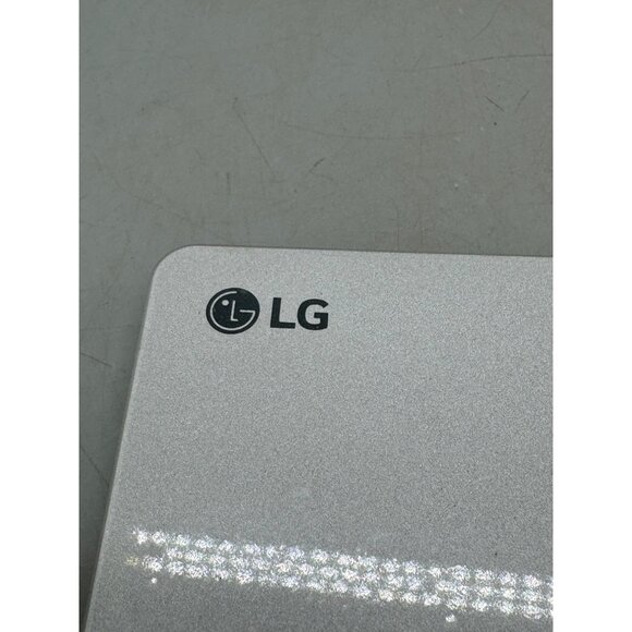 LG SuperMulti Blade Ultra Slim Portable DVD Writer AP70NS50 READ - Picture 5 of 9